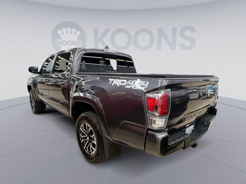 Used 2023 Toyota Tacoma TRD Sport image 2