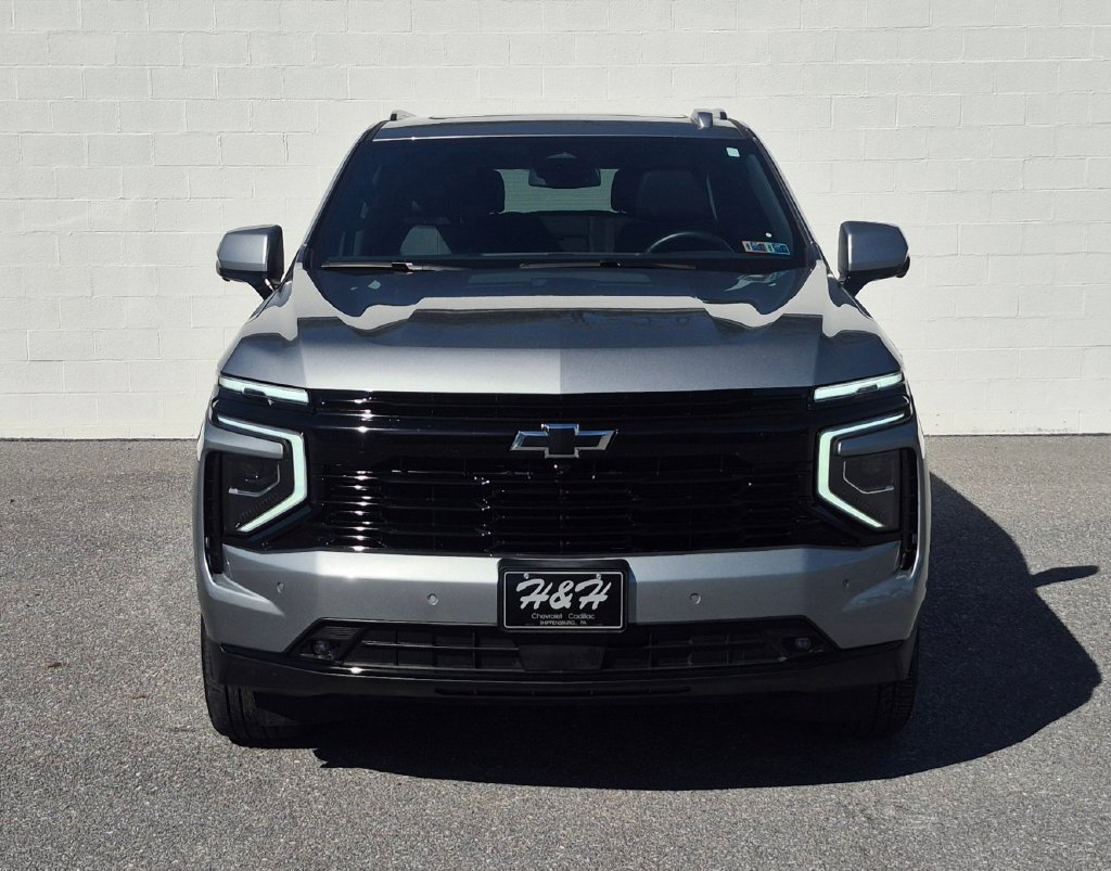 Used 2026 Chevrolet Suburban RST w/ Sun And Tow Package AWD/4WD image 15