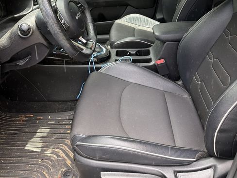 Used 2023 Kia Forte GT-Line w/ GT-Line Premium Package FWD image 5