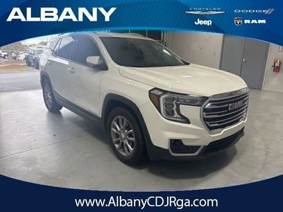 Used 2023 GMC Terrain SLT