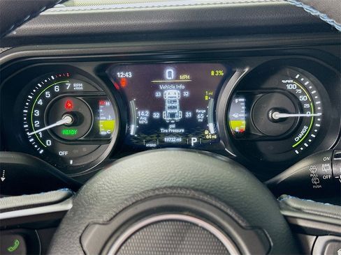 Used 2025 Jeep Wrangler Unlimited Rubicon 4xe w/ Technology Group image 24