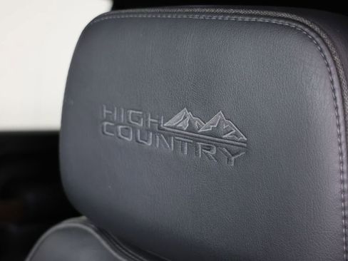 Used 2021 Chevrolet Silverado 2500 High Country w/ Z71 Off-Road Package image 53