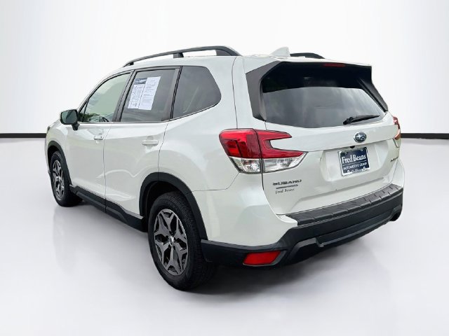 Used 2019 Subaru Forester Premium w/ All-Weather Package AWD/4WD image 6