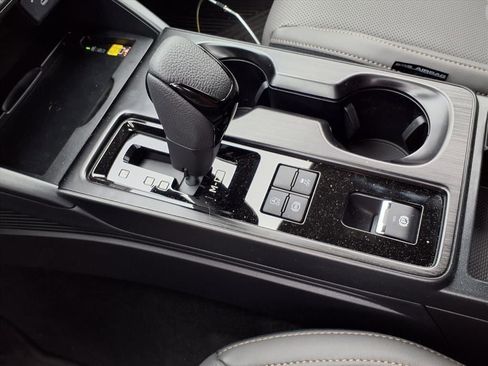 New 2026 Subaru Outback Limited image 10