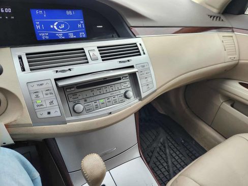 Used 2008 Toyota Avalon XLS image 25