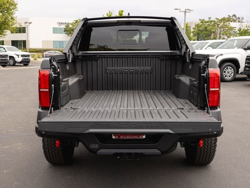 New 2025 Toyota Tacoma Trailhunter image 9