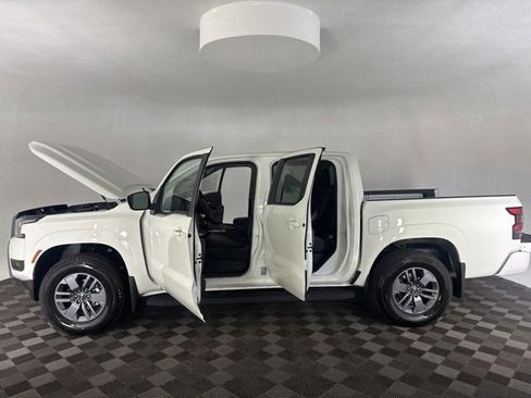 New 2026 Nissan Frontier SV w/ SV Convenience Package image 13
