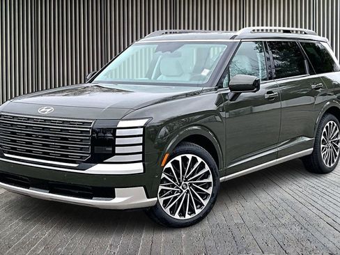 New 2026 Hyundai Palisade Calligraphy FWD image 2