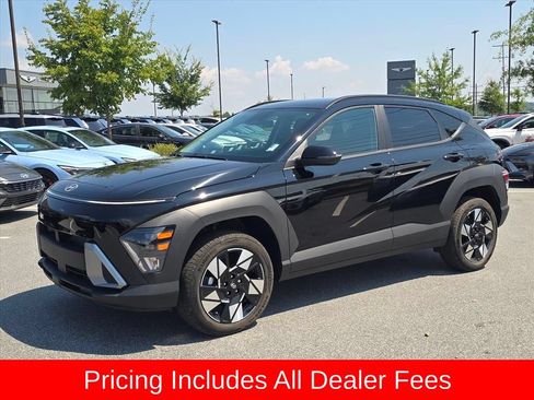 Certified 2025 Hyundai Kona SEL AWD/4WD image 7