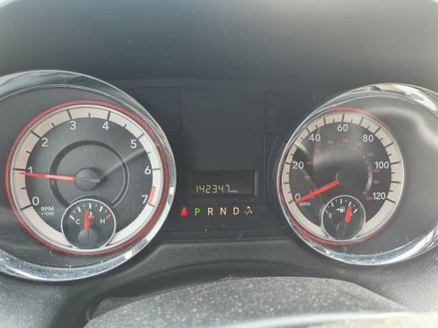 Used 2016 Dodge Grand Caravan SE FWD image 5
