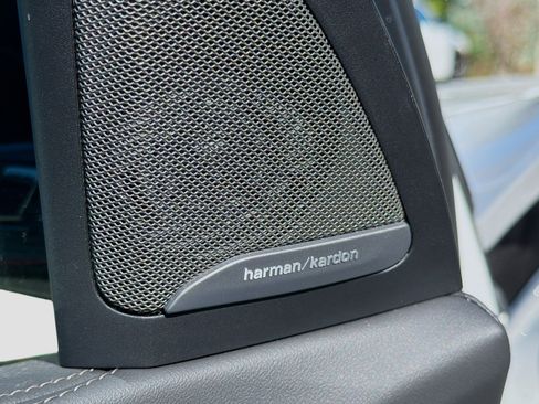 Used 2026 BMW X5 sDrive40i image 25