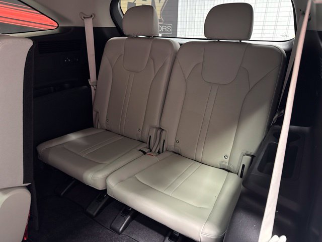 Used 2025 Kia Sorento S w/ Panoramic Sunroof Package FWD image 16