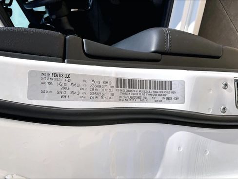 Used 2019 Jeep Grand Cherokee Altitude RWD image 37