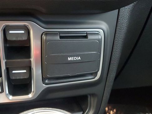 New 2025 Jeep Wrangler Unlimited Sport image 29