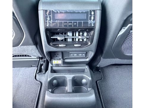New 2026 Jeep Grand Cherokee L Limited RWD image 31