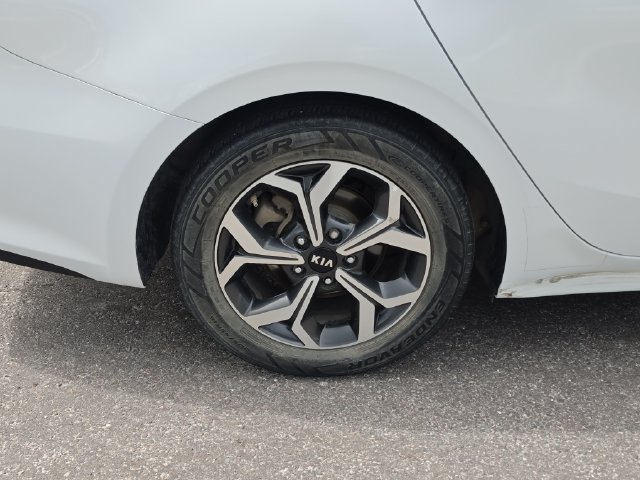Used 2021 Kia Forte LXS FWD image 5