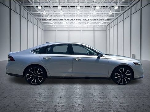 Certified 2023 Honda Accord Touring image 10