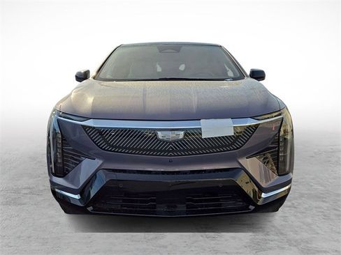 New 2026 Cadillac Optiq Luxury 1 image 2