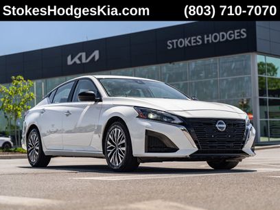 Used 2025 Nissan Altima 2.5 SV