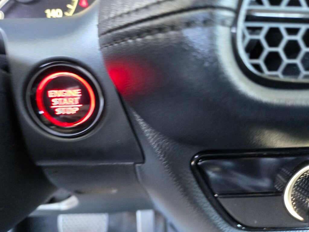 Certified 2025 Honda HR-V LX image 18