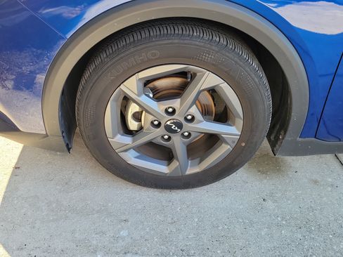 Used 2025 Kia K4 FWD image 5