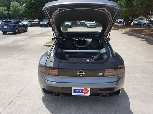 Used 2024 Nissan Z Performance w/ Floor Mat Package RWD image 12