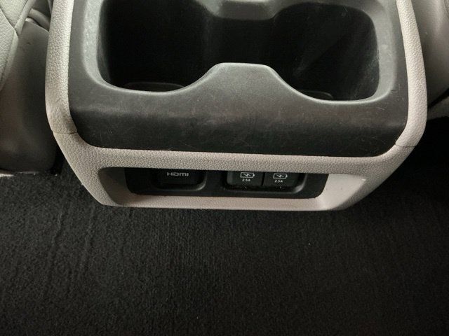 Used 2018 Honda Odyssey Touring image 32