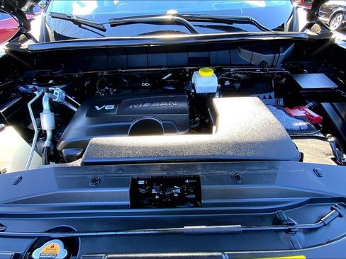 Used 2024 Nissan Pathfinder Platinum image 22