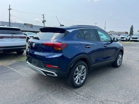 Used 2023 Buick Encore GX Essence w/ Experience Buick Package AWD/4WD image 5