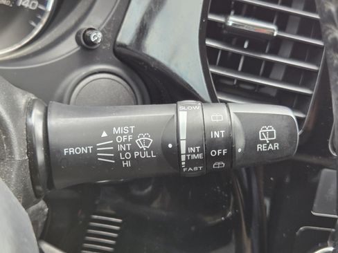 Used 2017 Mitsubishi Outlander ES FWD image 17
