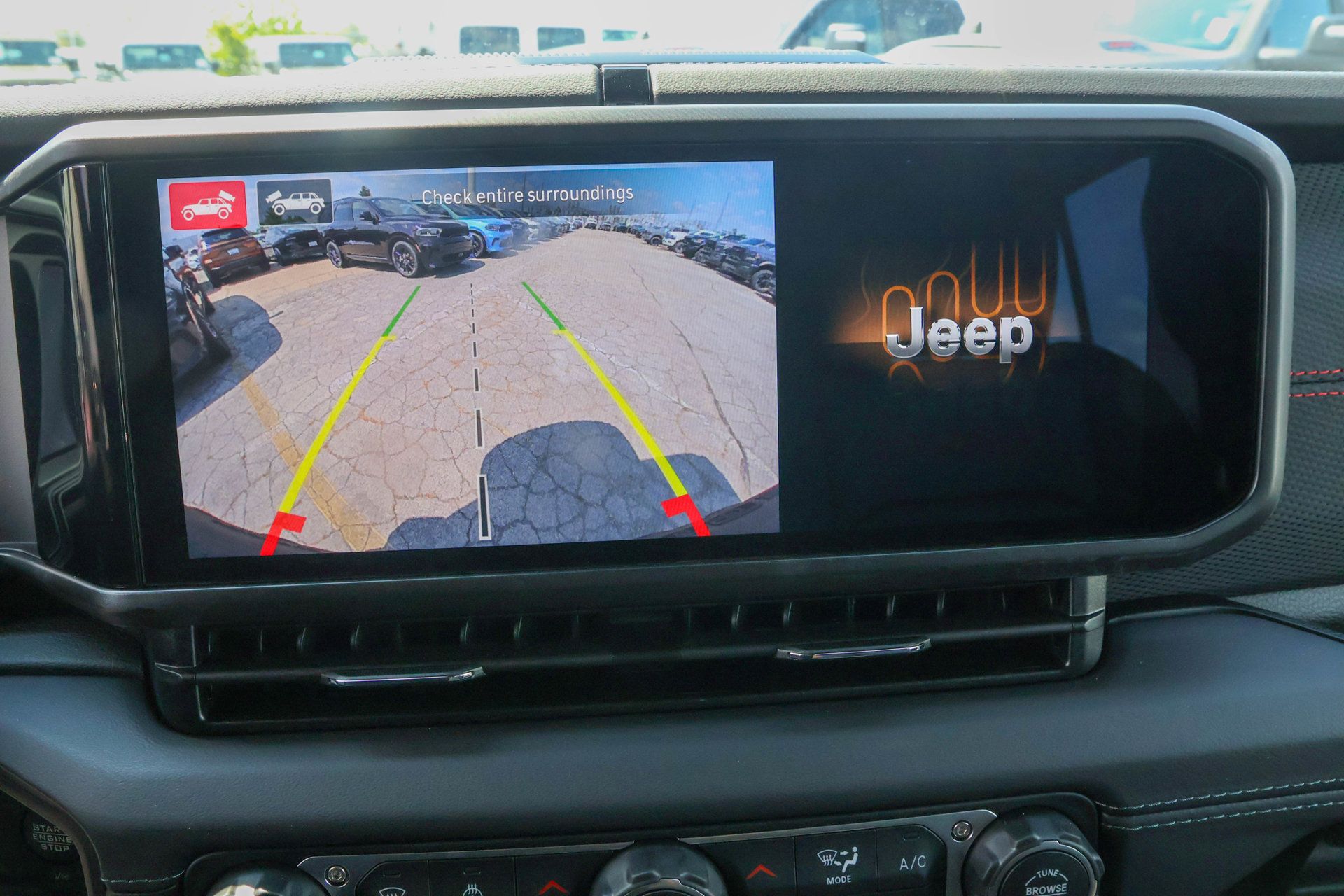 New 2027 Jeep Wrangler Unlimited Rubicon AWD/4WD image 21
