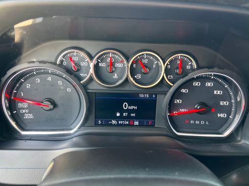 Used 2019 Chevrolet Silverado 1500 RST image 17