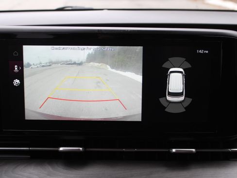 Certified 2022 Kia Carnival EX image 15