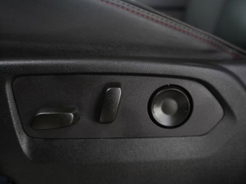 Used 2024 Chevrolet Suburban RST image 20