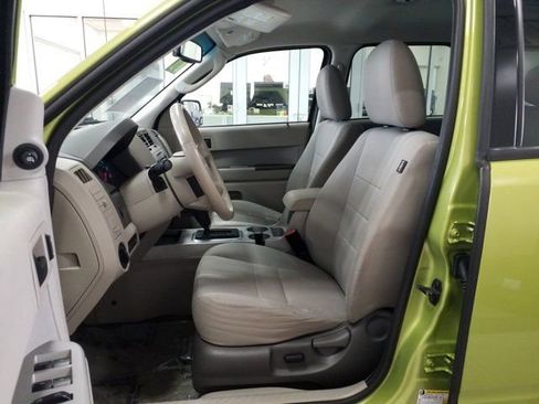 Used 2011 Ford Escape XLT AWD/4WD image 10