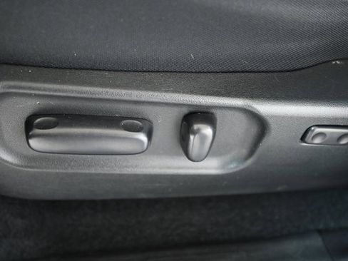 Used 2020 Toyota Tacoma TRD Off-Road image 23