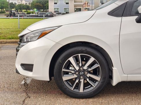 New 2025 Nissan Versa SV w/ Trunk Package image 6
