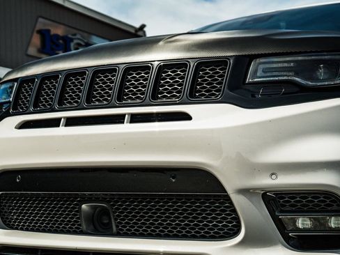 Used 2019 Jeep Grand Cherokee SRT AWD/4WD image 11