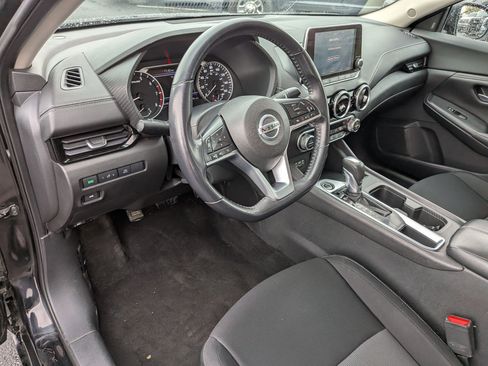Used 2021 Nissan Sentra SV FWD image 14