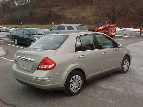 Used 2008 Nissan Versa 1.8 S w/ PWR Pkg image 4