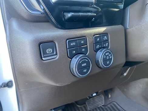 Used 2024 Chevrolet Silverado 2500 LTZ w/ LTZ Texas Edition AWD/4WD image 22