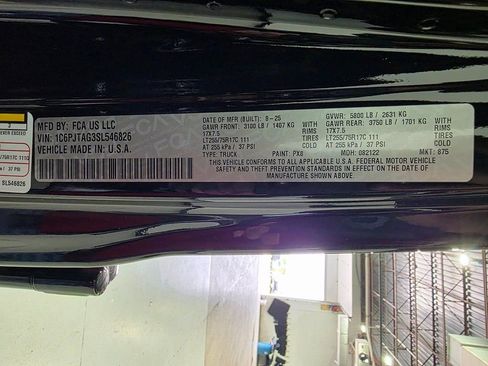 New 2025 Jeep Gladiator Willys image 41