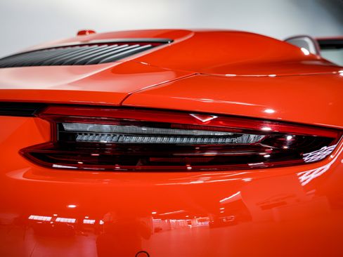 Used 2018 Porsche 911 Carrera GTS image 41