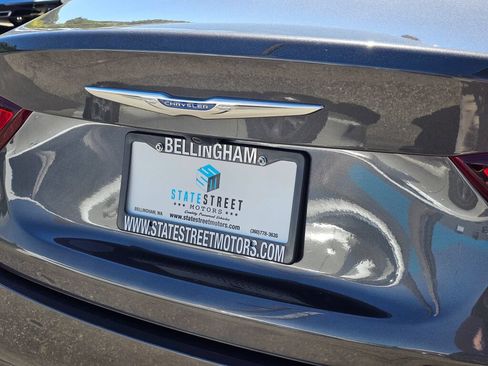 Used 2015 Chrysler 200 Limited w/ Comfort Group FWD image 13