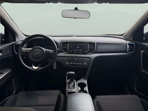Used 2018 Kia Sportage LX FWD image 15
