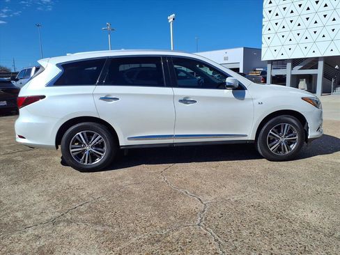 Used 2019 INFINITI QX60 Luxe w/ Essential Package image 27