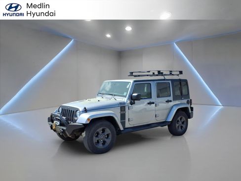 Used 2017 Jeep Wrangler Unlimited Sport image 8