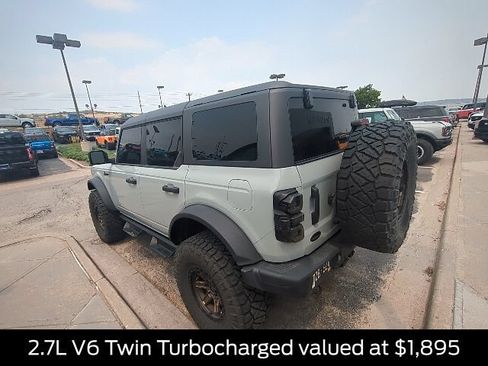 Used 2023 Ford Bronco Badlands AWD/4WD image 9