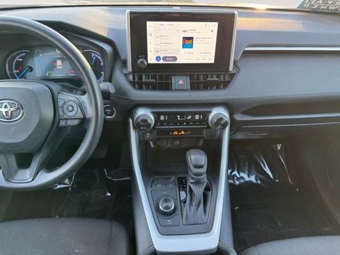 Certified 2025 Toyota RAV4 XLE AWD/4WD image 2