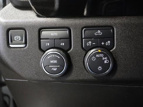 Used 2025 Chevrolet Silverado 1500 LT w/ Work Truck Package image 25